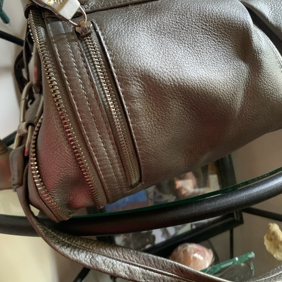 Handbag - Picture 3 of 4